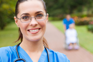Blue Scrubs - Travel Nurse Staffing Saves Lives